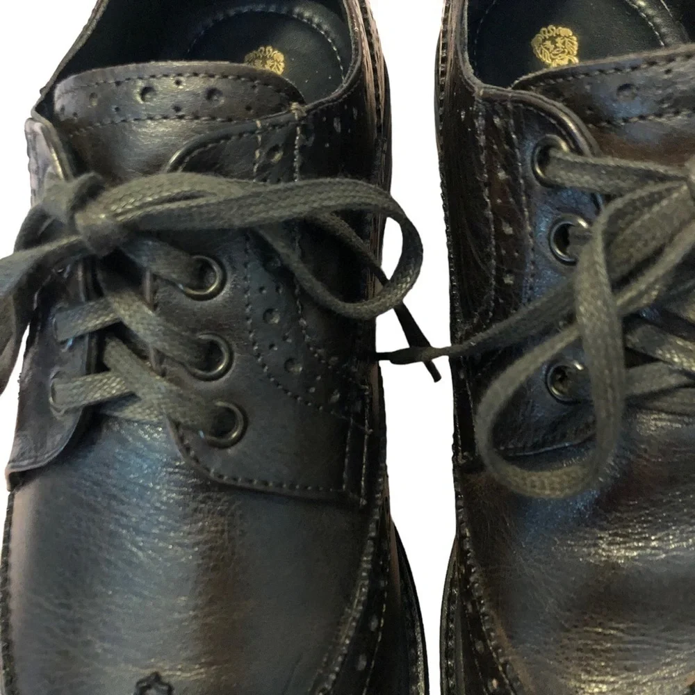 Cinti Vera Pelle Brown Lace-up Oxfords. Made and bought in Italy. Size 43 (10)‎